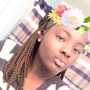 Meet your Posher, Khalee